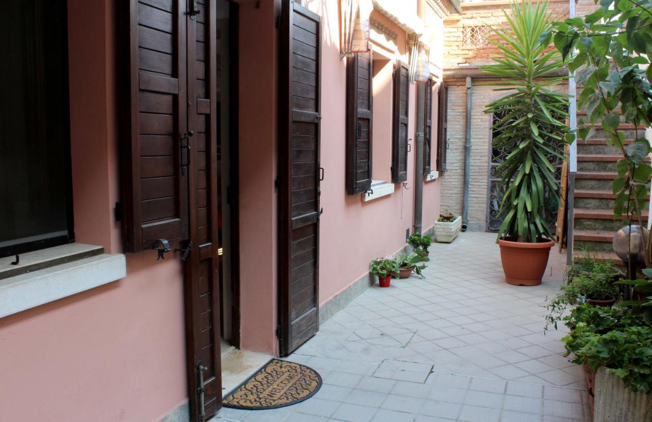 Porta Del Carmine Bed & Breakfast Comacchio Ngoại thất bức ảnh